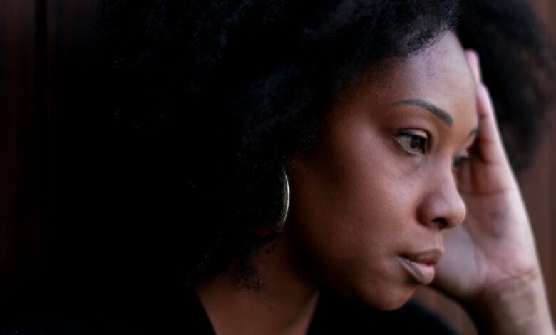 4 Symptoms of the Winter Blues (Plus Tips to Combat Them) 1 AdobeStock 553817558